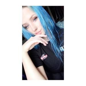 Meet your Posher, Marissa